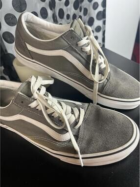 Size 10 Men's- VANS Old Skool Pewter / Gray - VN0A4BV5195 Good/Excellent